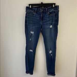 Hollister Women's Dark Blue Distressed Skinny Jeans